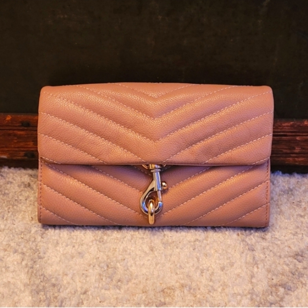 Elegant Tan Quilted Women's Bag